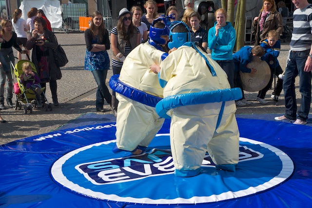 104. Kermis