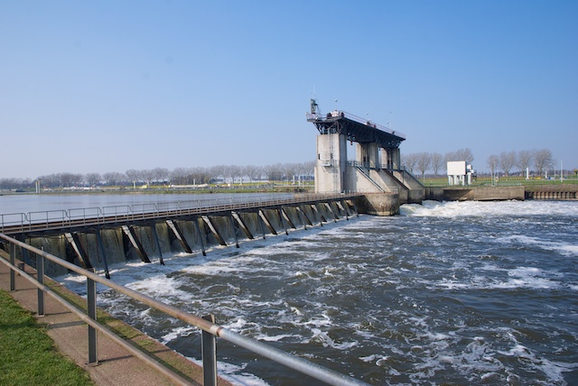 92. Stuw