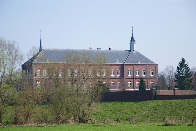 95. Missiehuis