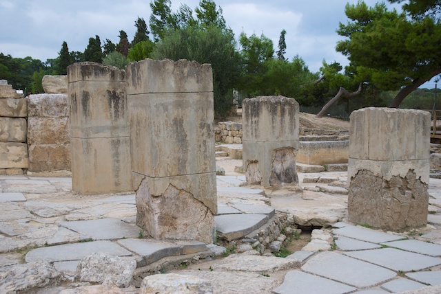 494. Knossos