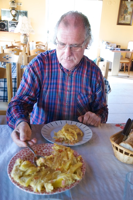 90. Omelet*