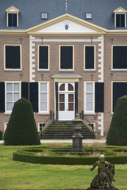 09. Nijenhuis