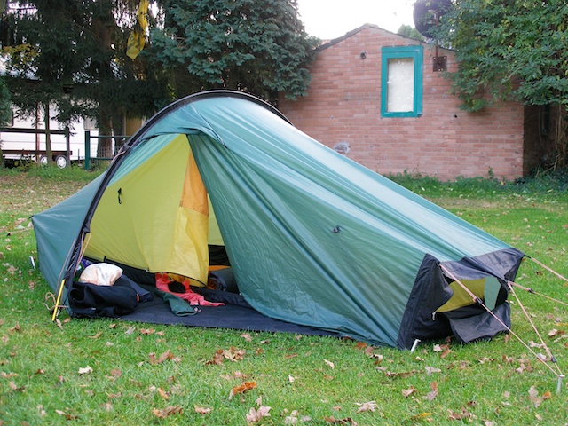 25. Tent