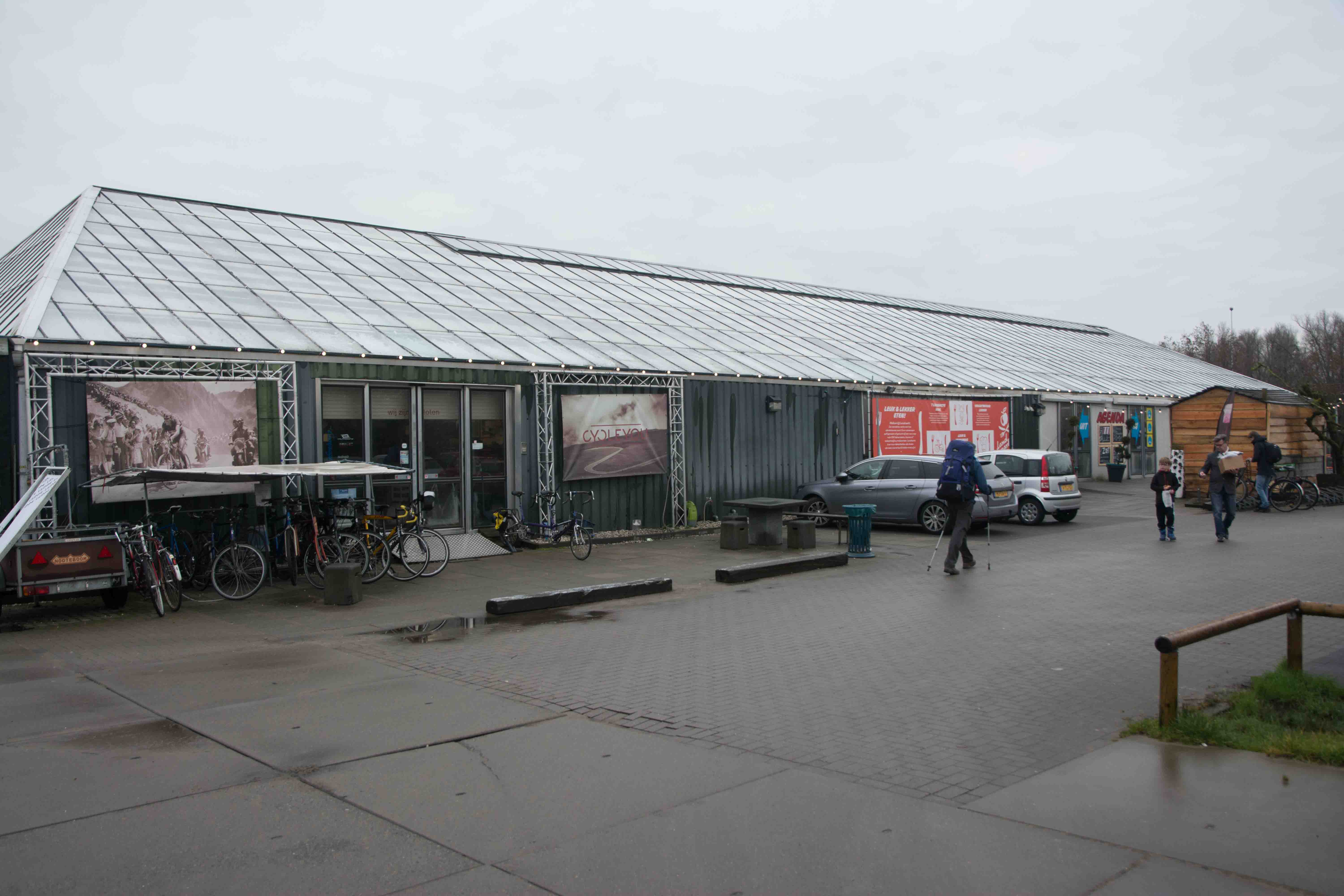 27. Landmarkt