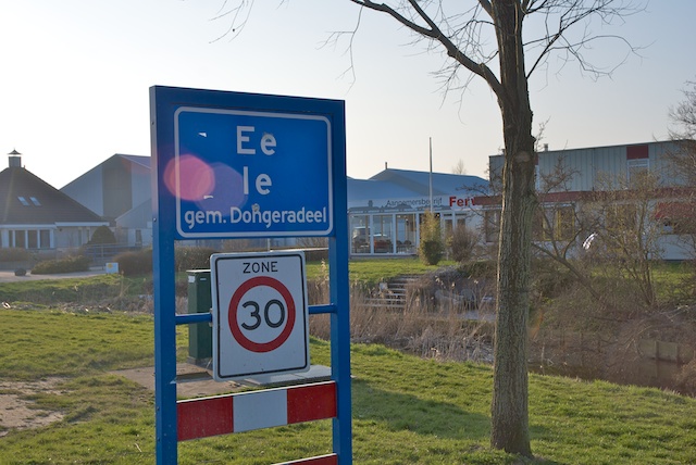 25. Ee