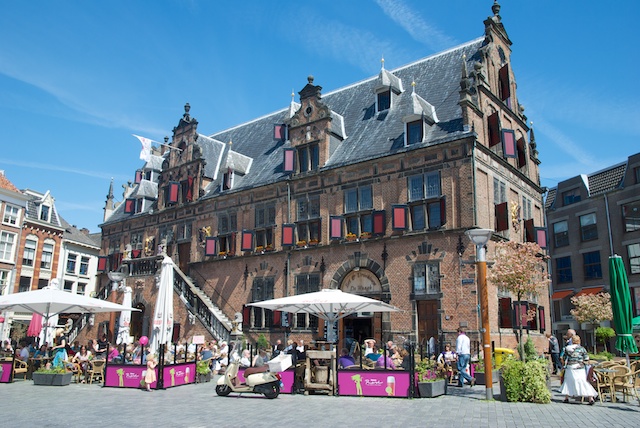 01. Nijmegen