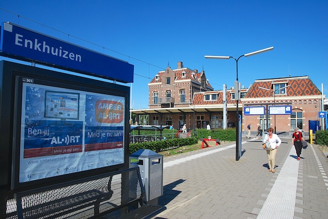 001. Station Enkhuizen