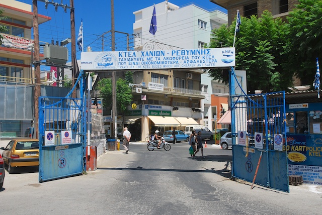 014. Poort busstation Busstation Chania