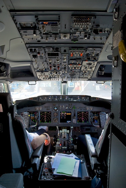 10. Flightdeck