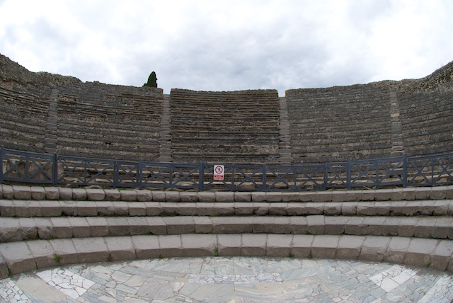 117. Groot theater
