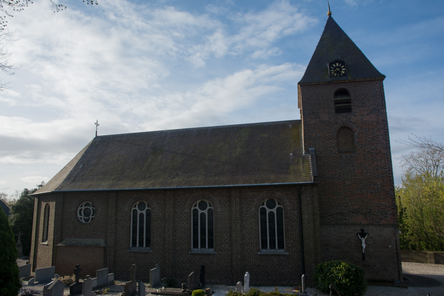 123. Kerk Neerloon