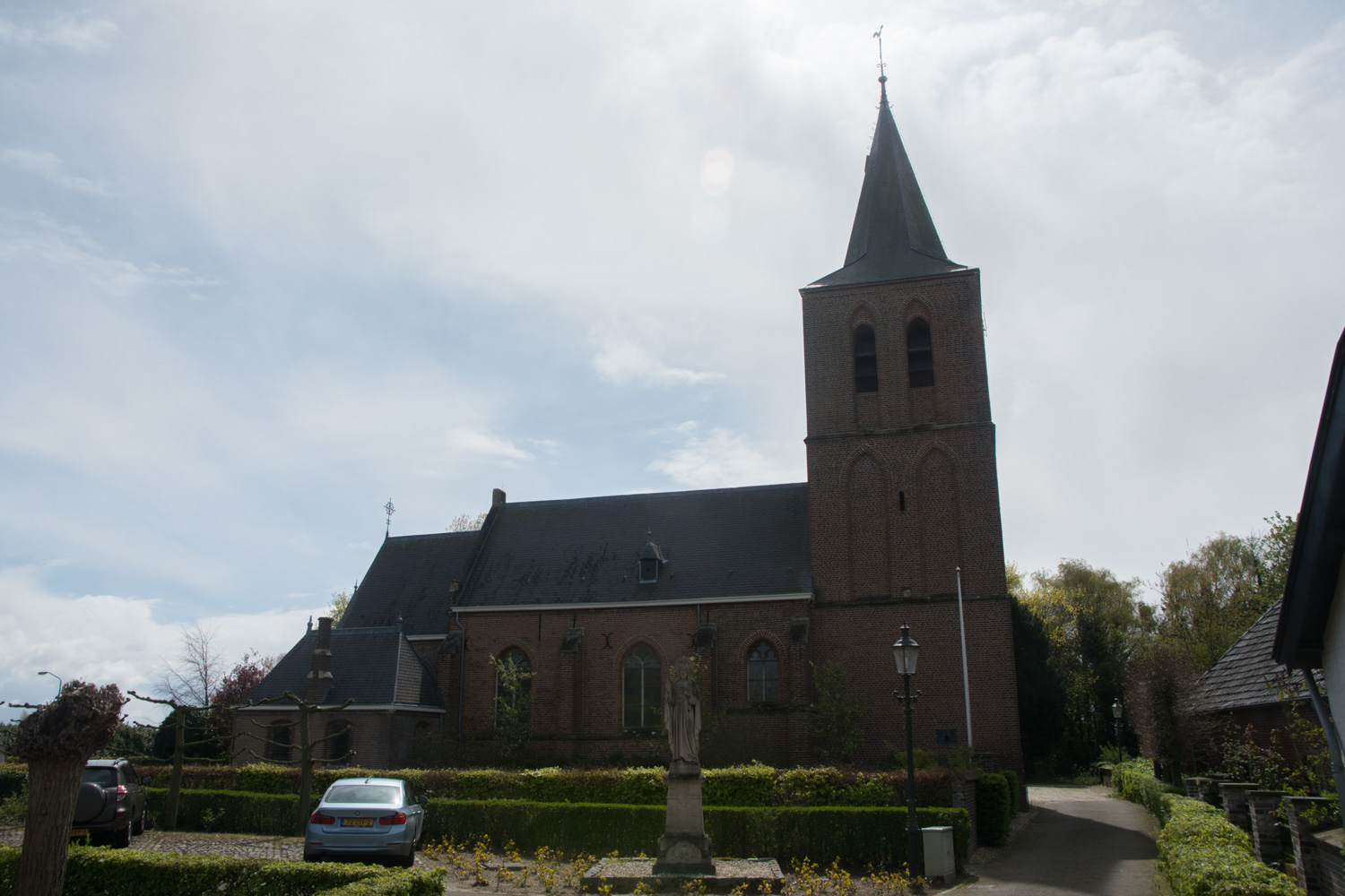 150. Kerk Linden