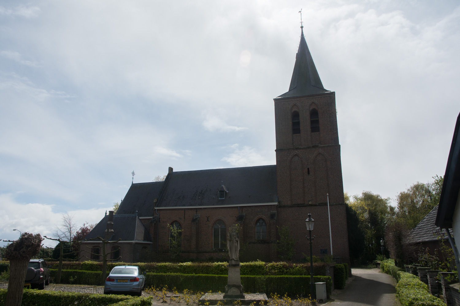 150. Kerk Linden