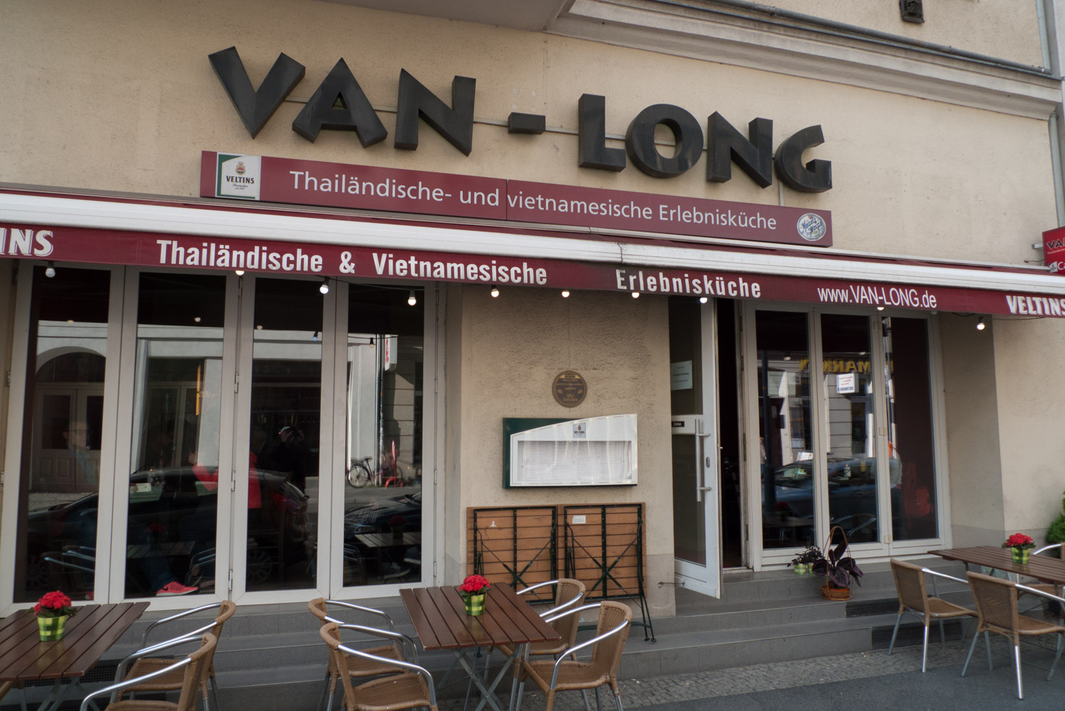 298. Van Long