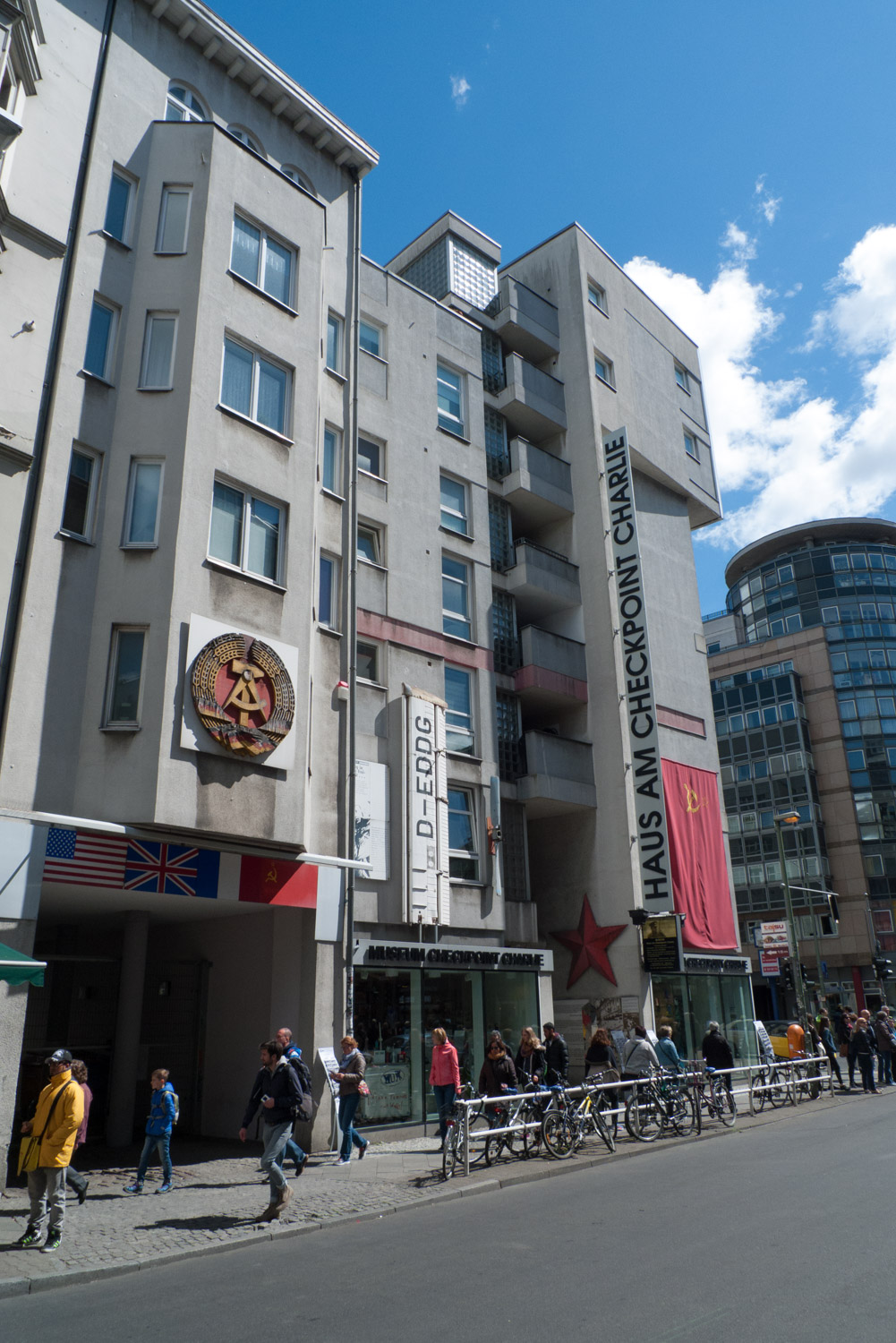 337. Checkpoint Charlie