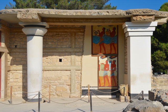 342. Knossos