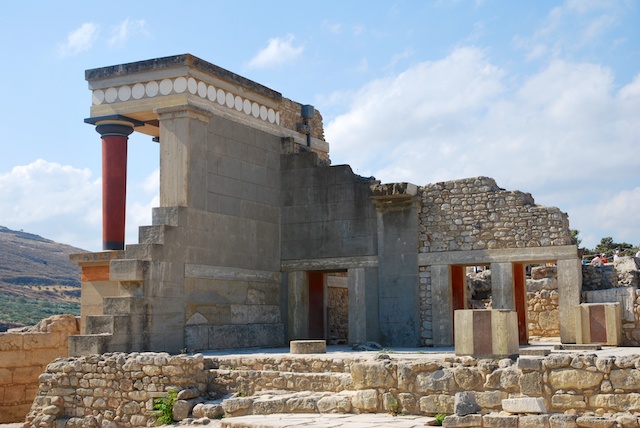 368. Knossos