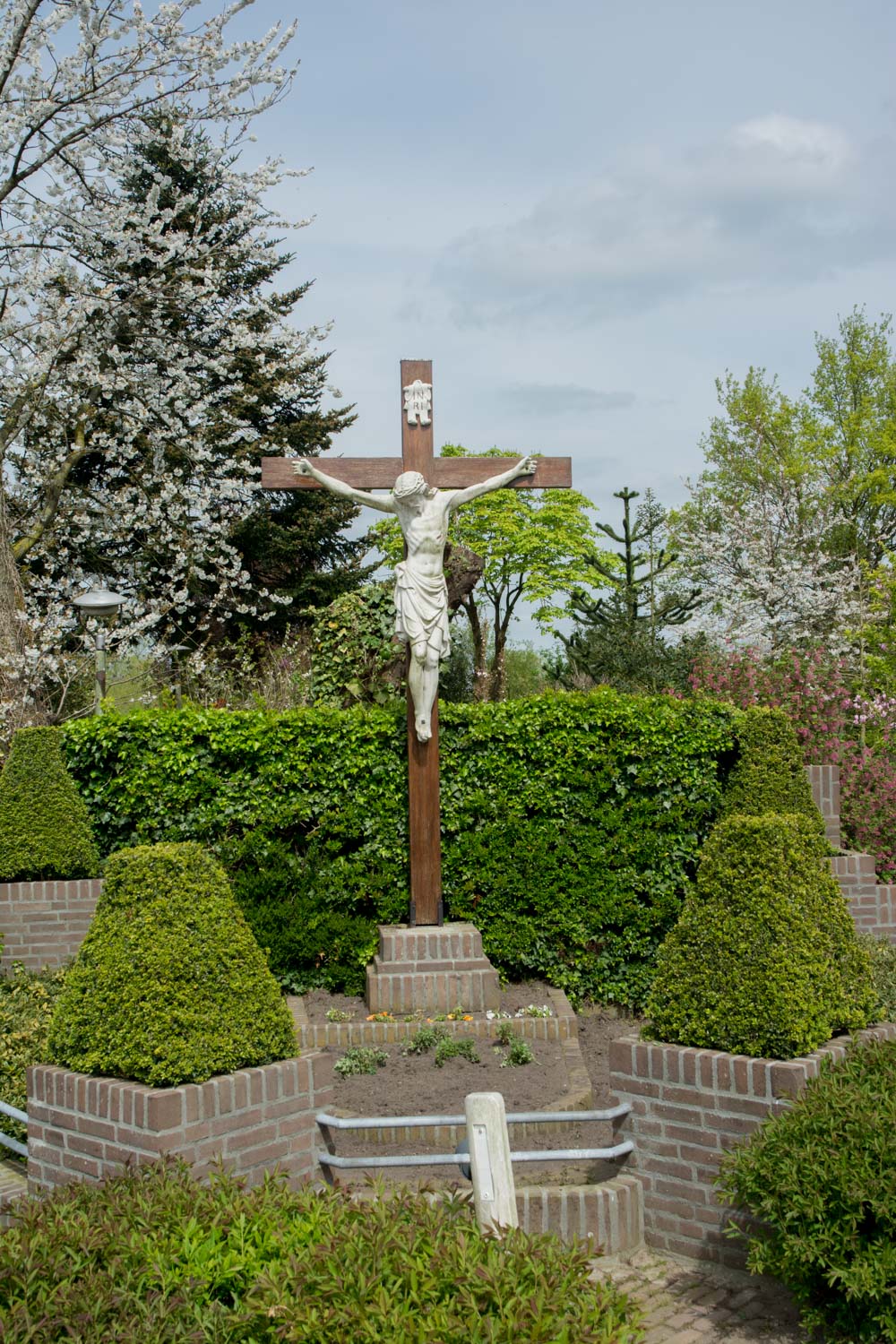 38. Kruis