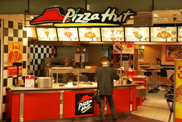 401. Pizza Hut