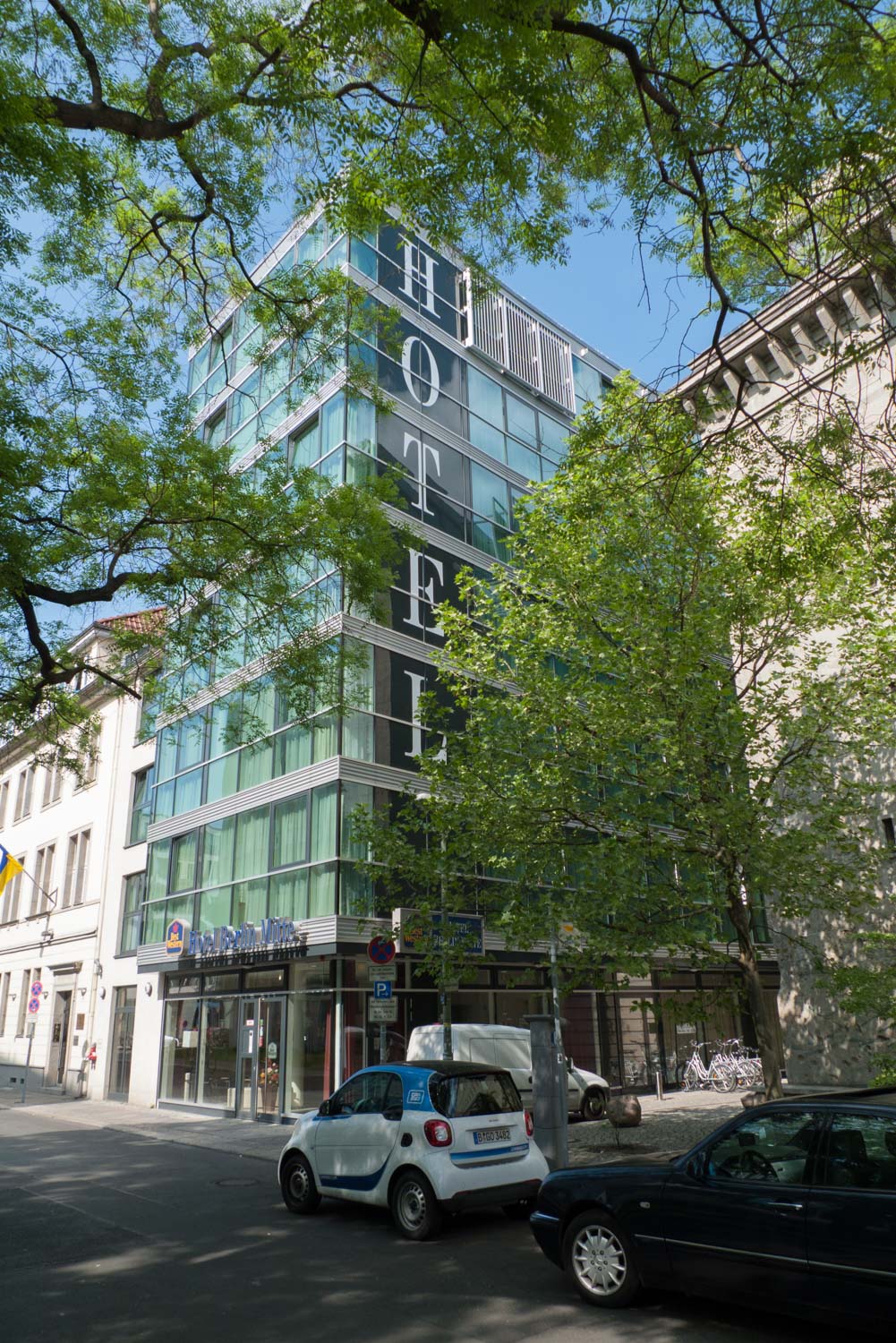 6. Hotel