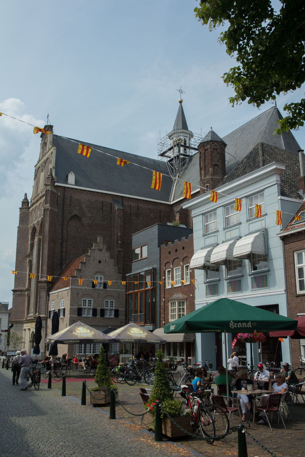 168. Kerk