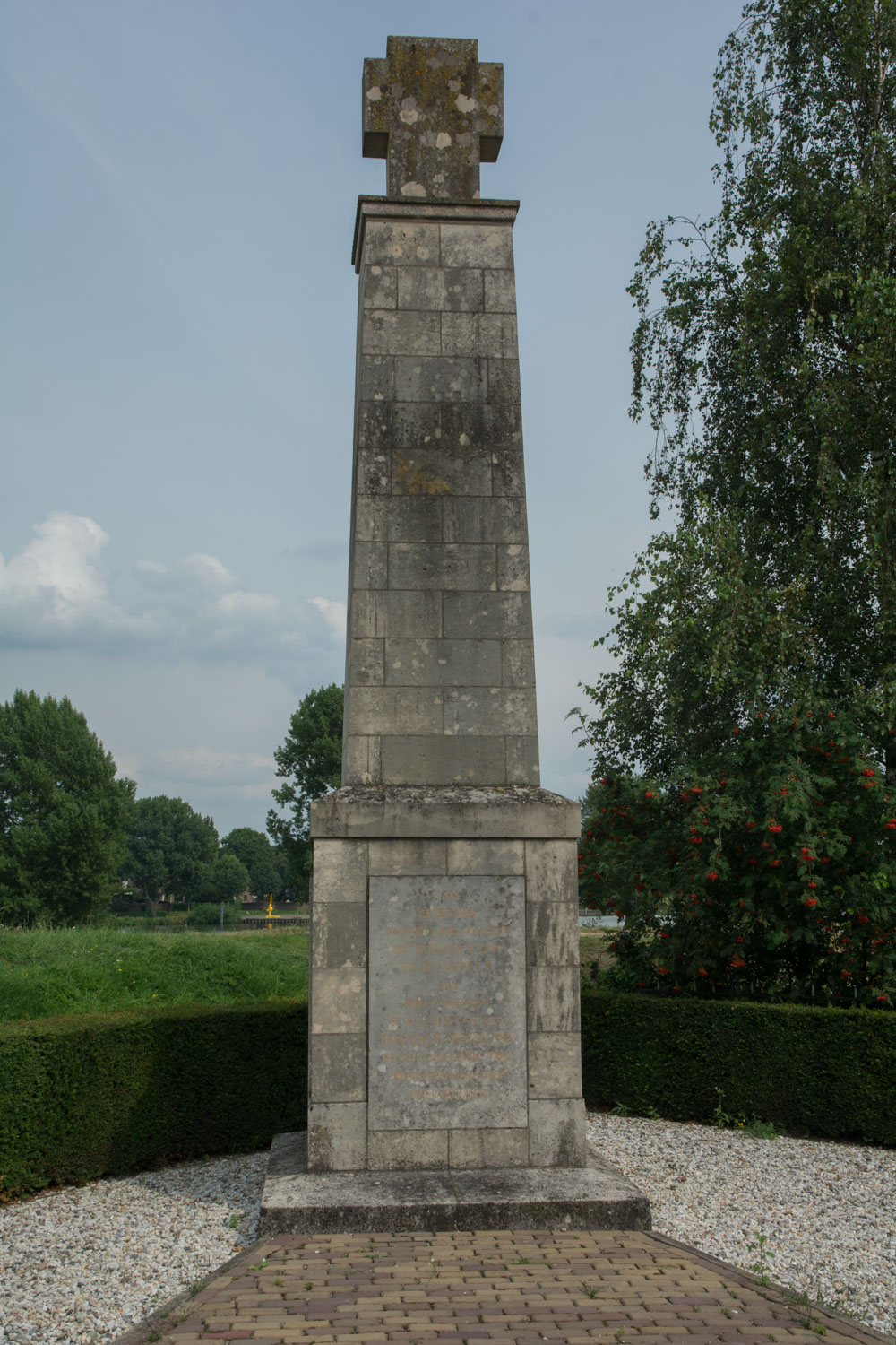 196. Monument