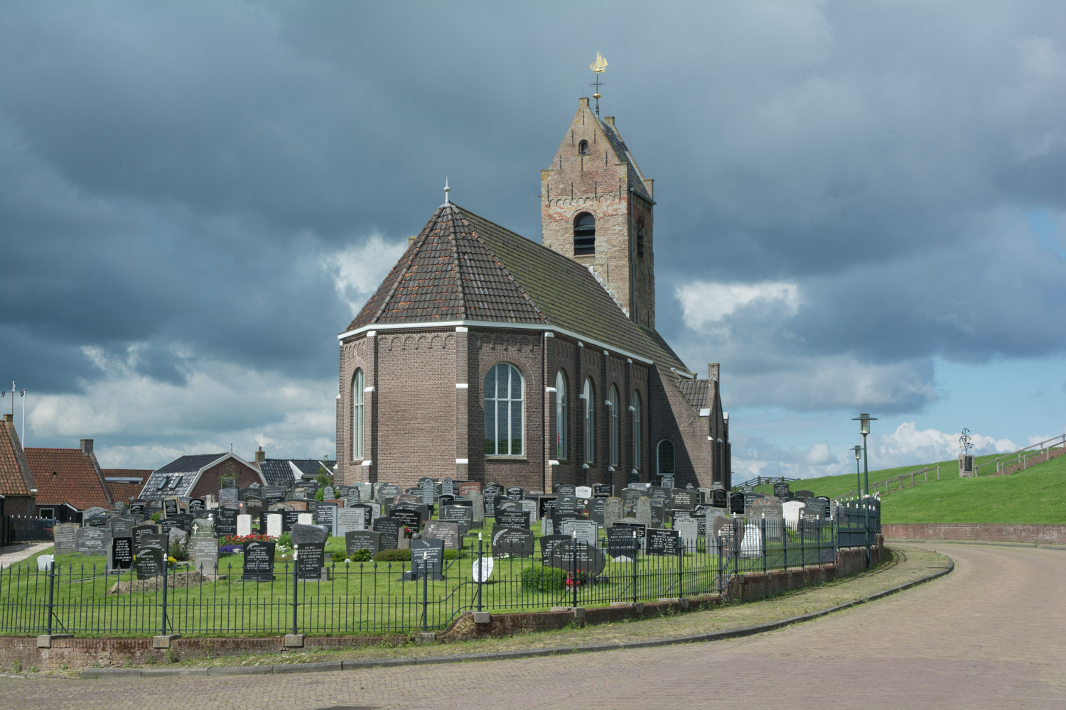 60. Kerk-2