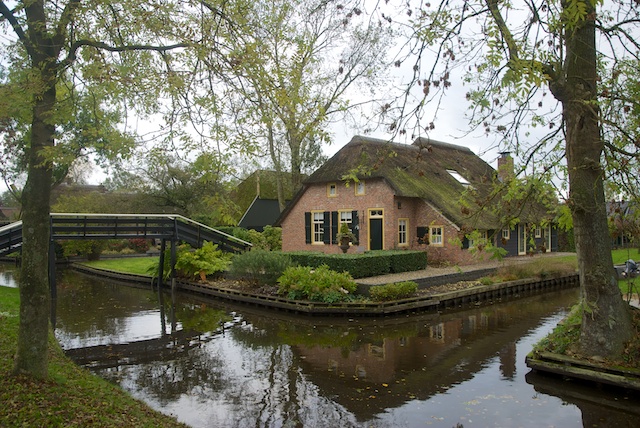 045. Giethoorn