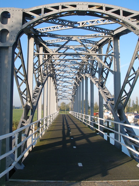 41. Trambrug