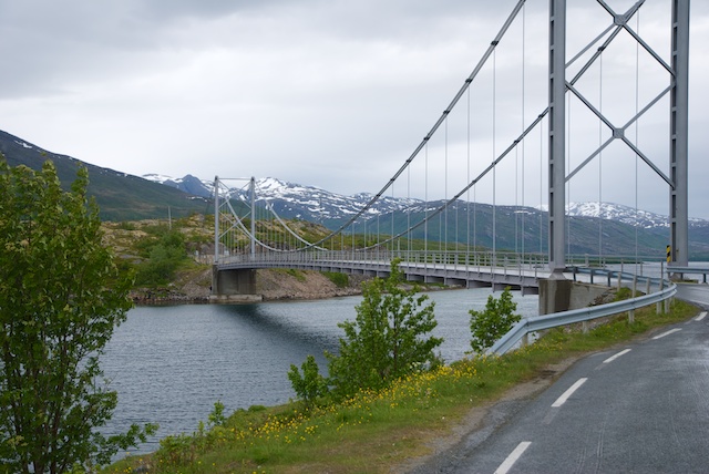 466. Hangbrug