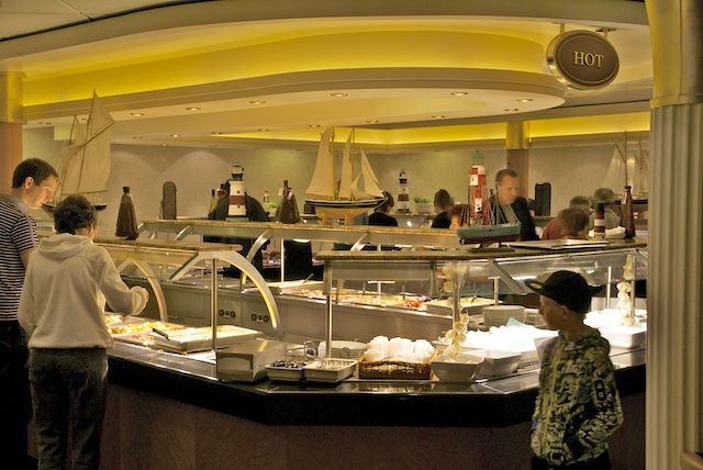 52. Grand buffet