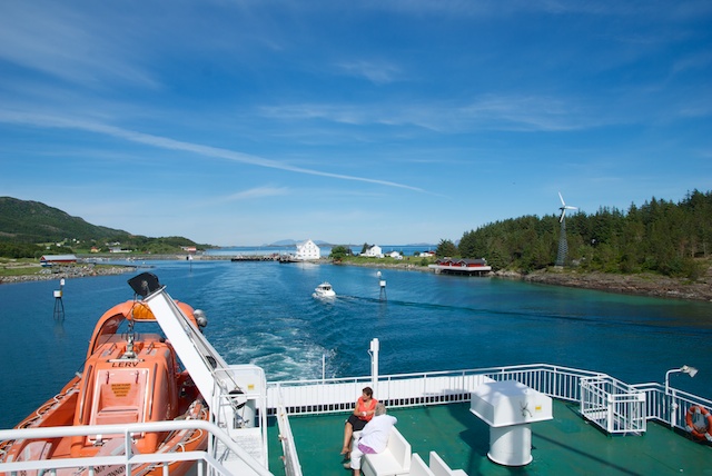707. Varen