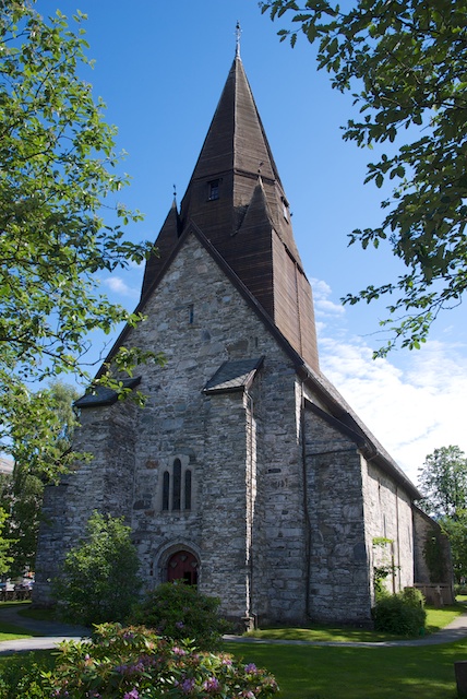 878. Kerk