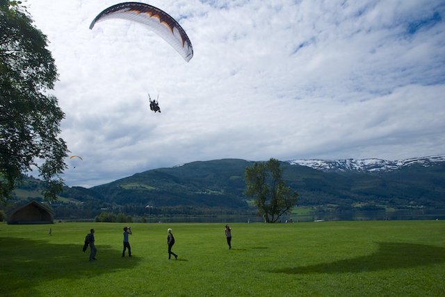 881. Paragliding