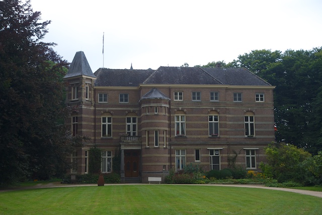 19. Stoutenburg