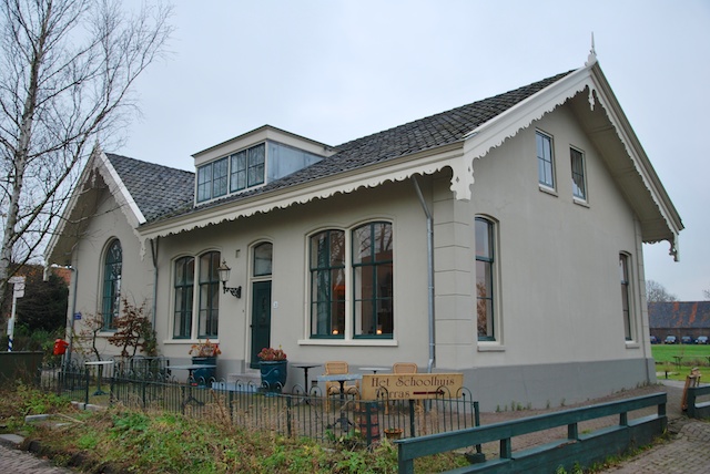 15. Schoolhuis