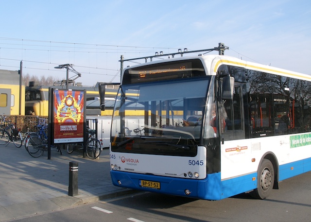 3. Bus