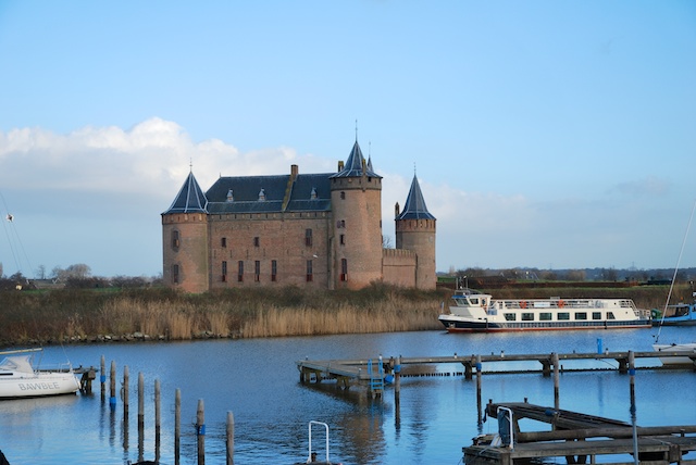 37. Muiderslot