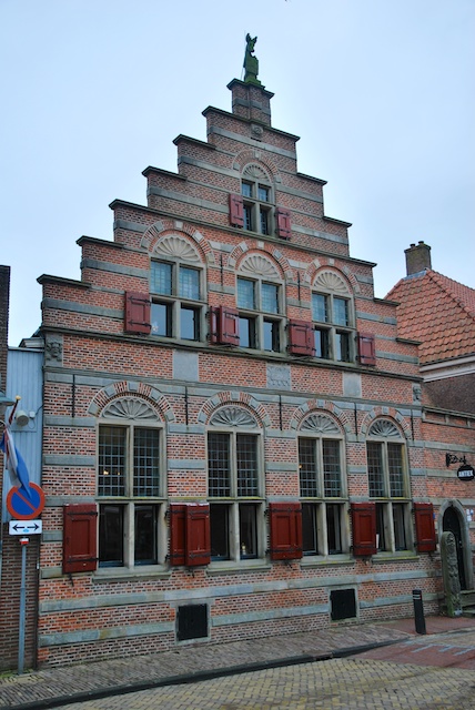 72. Pand