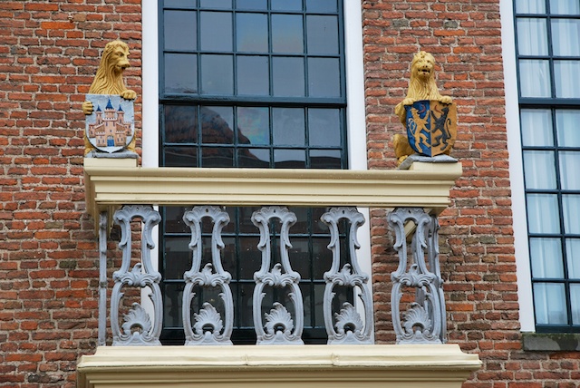 8. Raadhuis